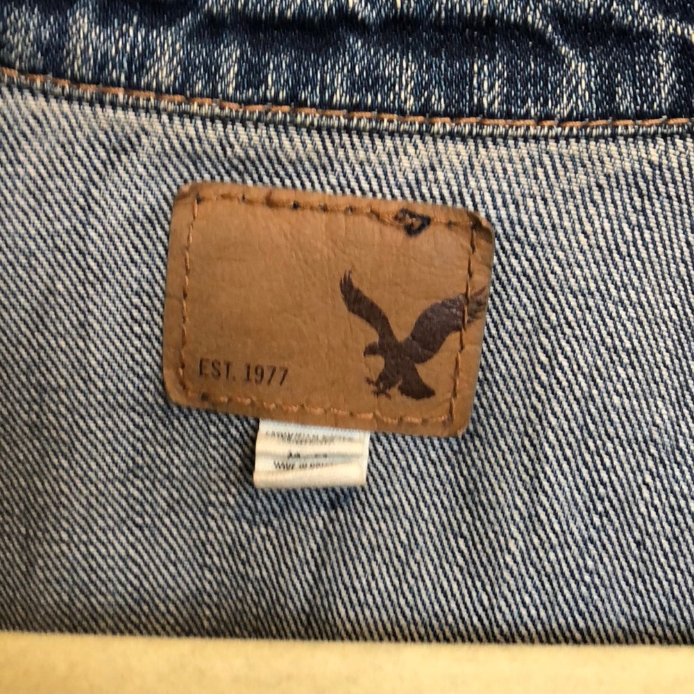 Distressed Denim jacket - Picture 5 of 8